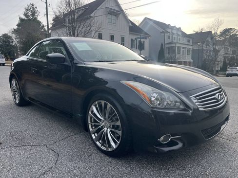 Used 2011 INFINITI G37 Sport w/ Premium Pkg image 3