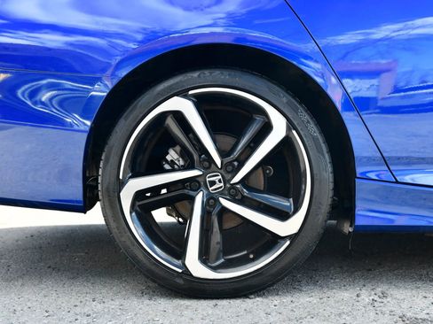 Used 2022 Honda Accord Sport image 28