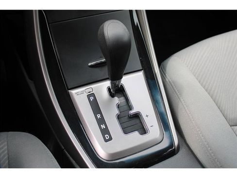 Used 2013 Hyundai Elantra GLS w/ Preferred Pkg image 25