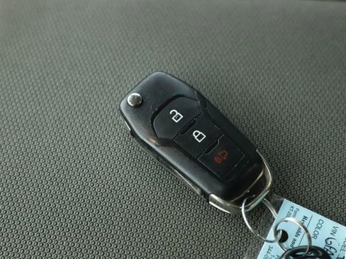 Used 2016 Ford F150 XLT w/ Equipment Group 301A Mid image 19