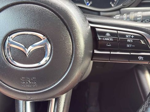 Used 2024 MAZDA MAZDA3 s FWD image 10