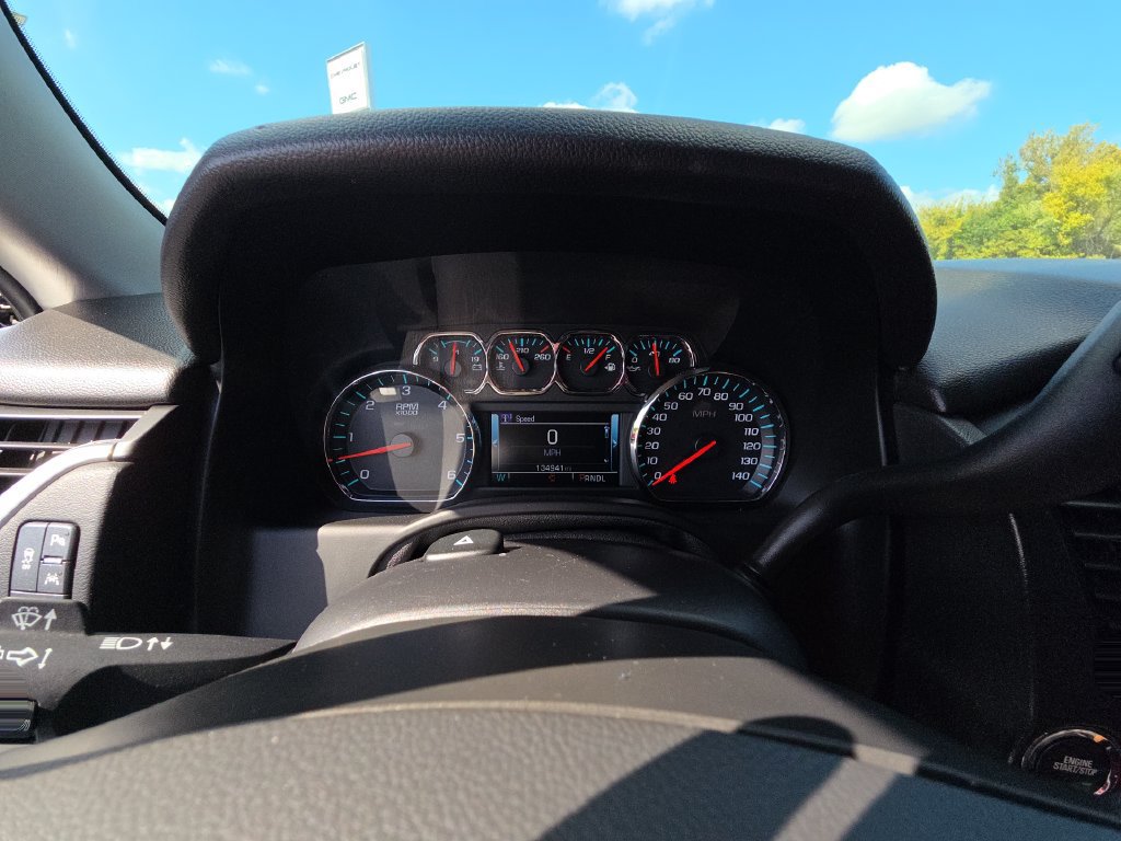 Used 2017 Chevrolet Tahoe Premier AWD/4WD image 16