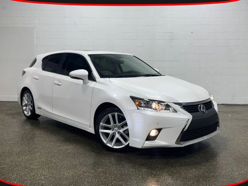 Used 2017 Lexus CT 200h w/ Navigation System Package image 1