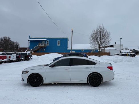 Used 2022 Honda Accord Sport Special Edition image 2