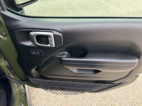 Certified 2021 Jeep Wrangler Unlimited Rubicon image 50