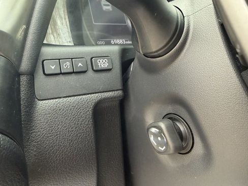 Used 2021 Lexus ES 250 w/ Premium Package image 14