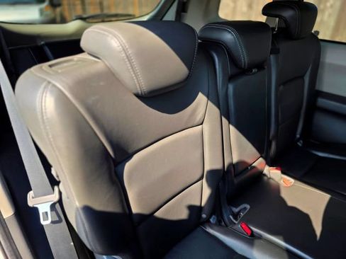 Used 2008 Subaru Tribeca Limited AWD/4WD image 50