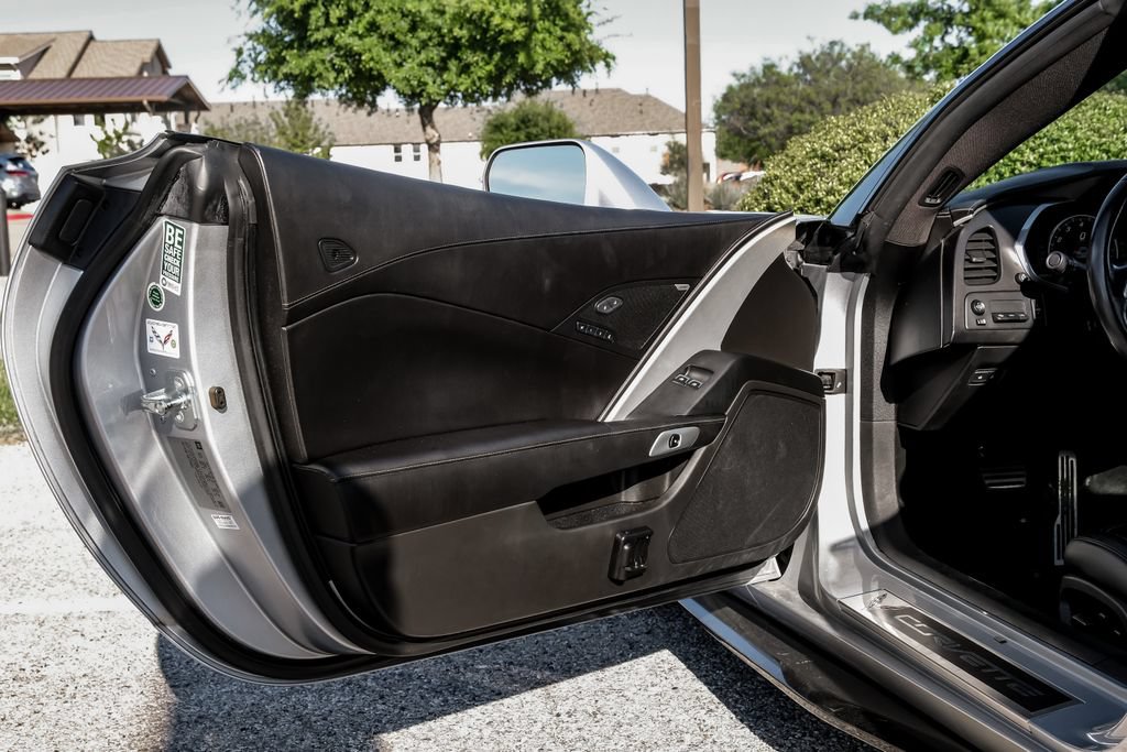 Used 2014 Chevrolet Corvette Stingray Convertible w/ 2LT Preferred Equipment Group RWD image 35