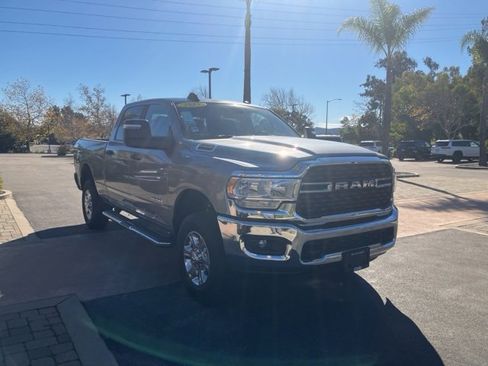 Used 2024 RAM 2500 Big Horn w/ Bed Utility Group image 5