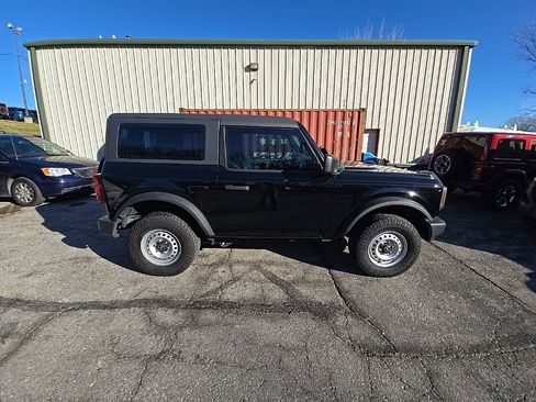 Used 2022 Ford Bronco 2-Door image 9