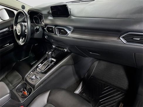 Used 2020 MAZDA CX-5 Touring image 32