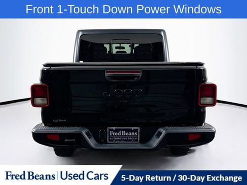 Used 2022 Jeep Gladiator Sport AWD/4WD image 7