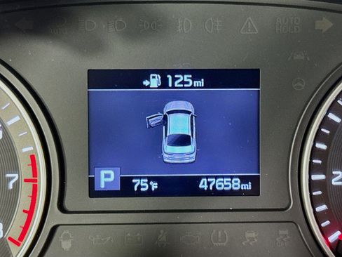 Used 2019 Kia Optima LX image 15