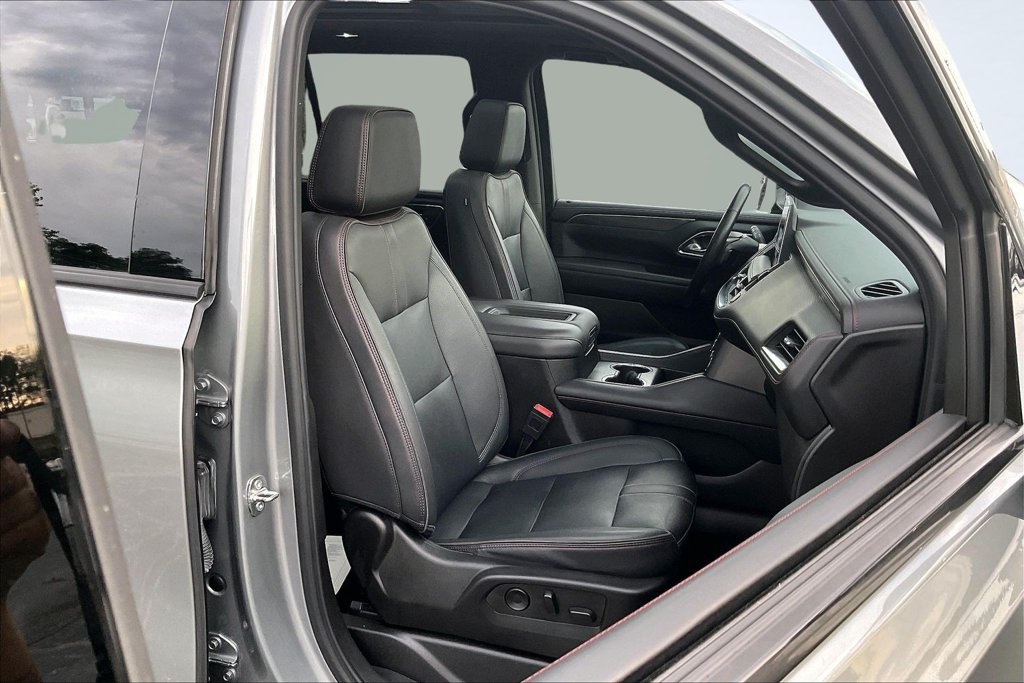 Used 2023 Chevrolet Tahoe RST w/ Luxury Package RWD image 27