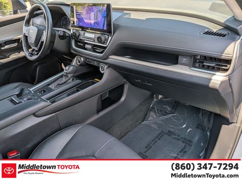 Certified 2024 Toyota Grand Highlander AWD Hybrid image 38