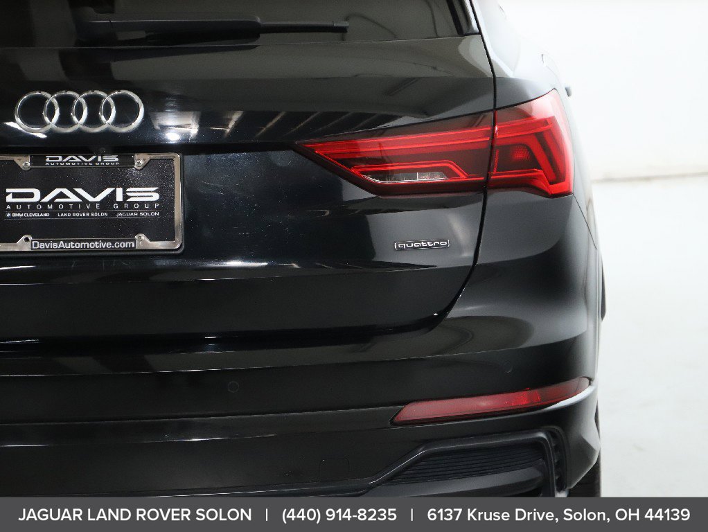 Used 2022 Audi Q3 2.0T Premium w/ Black Optic Sport Package AWD/4WD image 46
