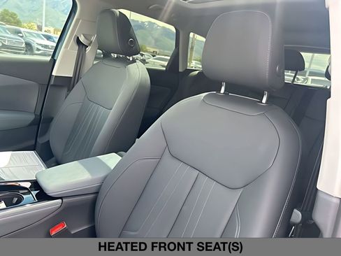 New 2026 Audi Q3 quattro 2.0T AWD/4WD image 24