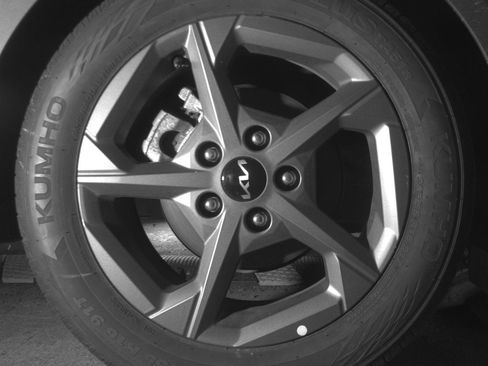 Used 2025 Kia K4 FWD image 15