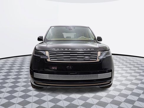 Used 2024 Land Rover Range Rover SV AWD/4WD image 17