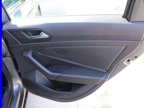 Used 2024 Volkswagen Jetta S image 21