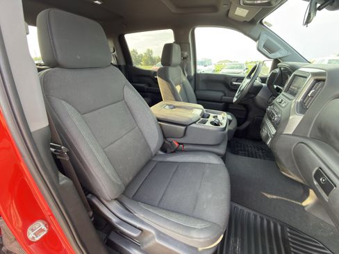 Used 2024 Chevrolet Silverado 1500 Custom AWD/4WD image 12