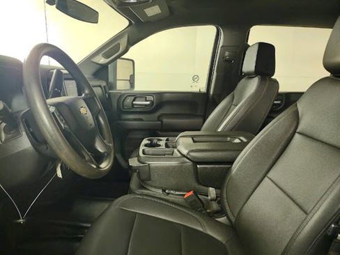 Used 2023 Chevrolet Silverado 2500 W/T w/ WT Fleet Convenience Package image 11