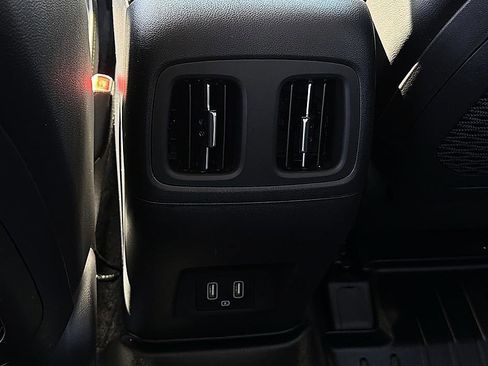 Certified 2024 Hyundai Tucson Limited AWD/4WD image 8