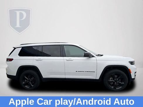 Used 2023 Jeep Grand Cherokee L Laredo AWD/4WD image 4