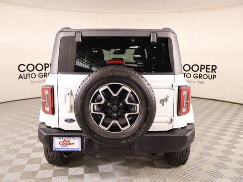Used 2024 Ford Bronco Outer Banks AWD/4WD image 22