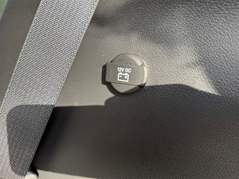 New 2026 Chrysler Pacifica Select image 31