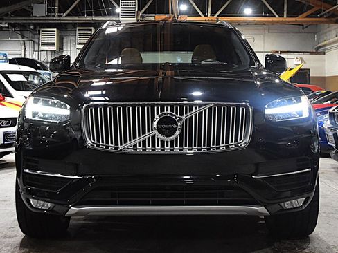 Used 2016 Volvo XC90 T6 image 2