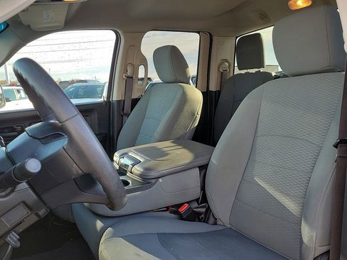 Used 2019 RAM 1500 Express image 11