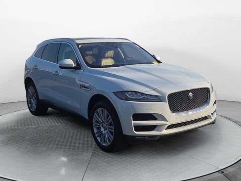 Used 2019 Jaguar F-PACE Portfolio AWD/4WD image 7