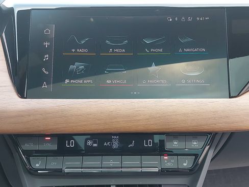 Certified 2023 Audi e-tron GT Premium Plus AWD/4WD image 24