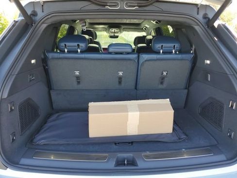 New 2025 Cadillac Escalade IQ Luxury 2 AWD/4WD image 8