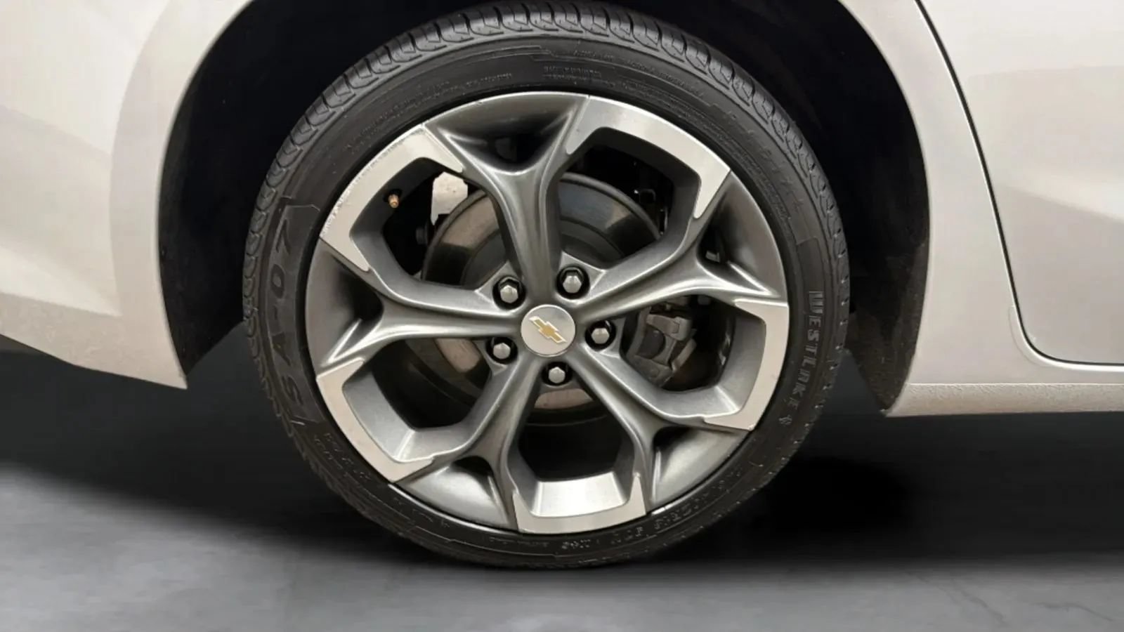 Used 2021 Chevrolet Malibu LT FWD image 27