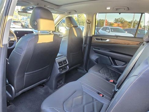 New 2026 Volkswagen Atlas SE FWD image 12