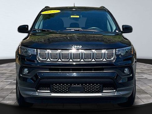 Certified 2022 Jeep Compass Latitude AWD/4WD image 2
