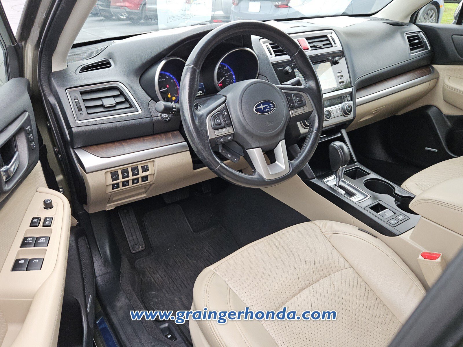 Used 2016 Subaru Outback 2.5i Limited AWD/4WD image 11