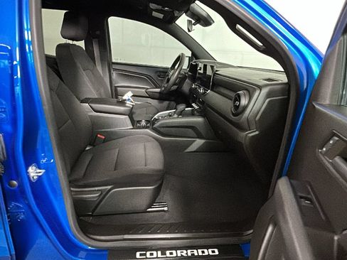 Used 2024 Chevrolet Colorado Trail Boss w/ Advanced Trailering Package AWD/4WD image 32