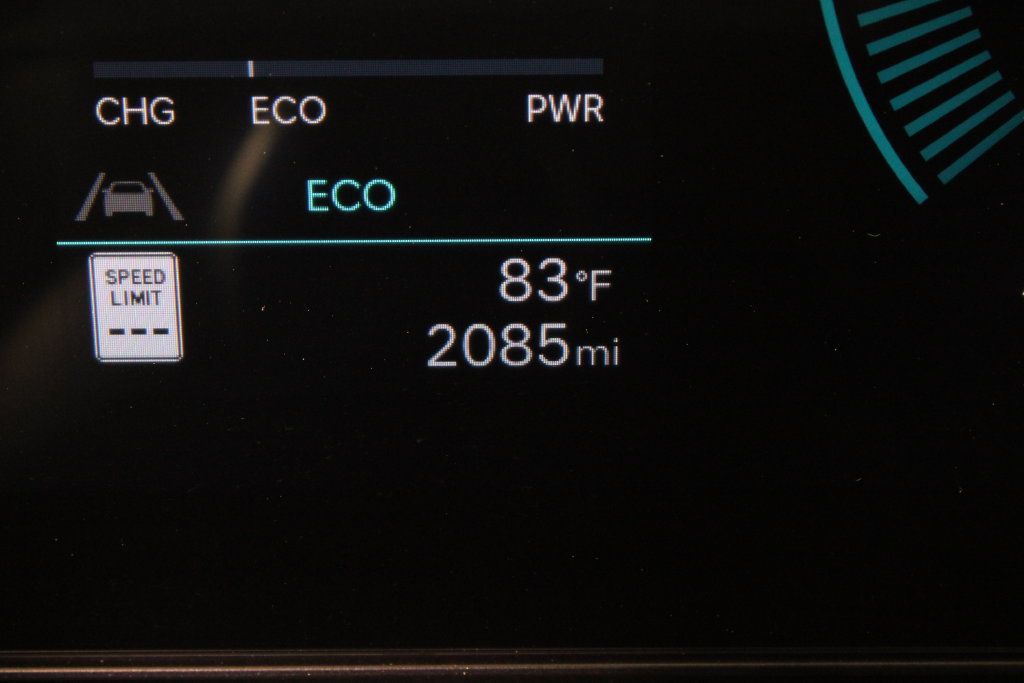 Certified 2026 Hyundai Santa Fe SEL FWD image 30