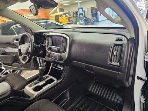 Used 2021 Chevrolet Colorado LT w/ Fleet Safety Package AWD/4WD image 8