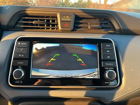 Used 2024 Nissan Versa SV w/ Trunk Package image 17