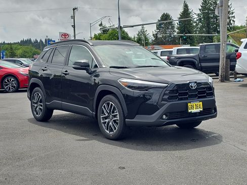 New 2026 Toyota Corolla Cross XLE AWD/4WD image 2
