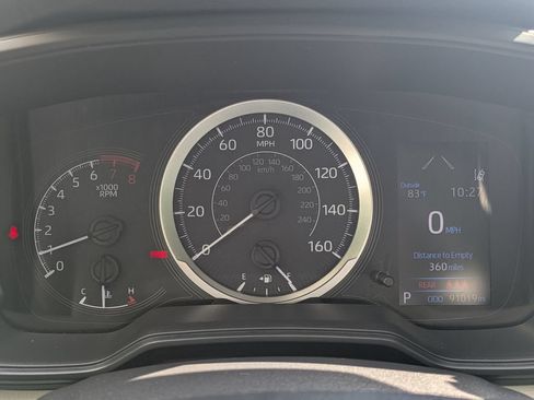 Used 2021 Toyota Corolla LE FWD image 25