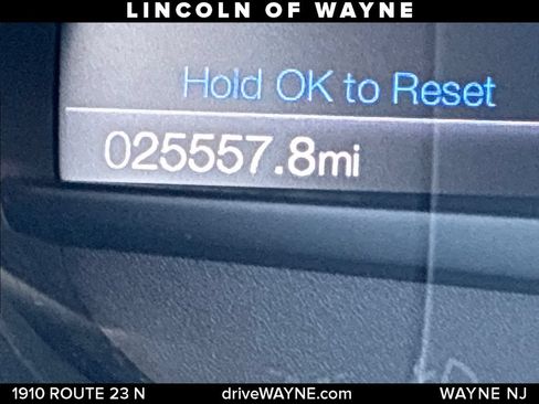 Used 2024 Ford Edge Titanium AWD/4WD image 16