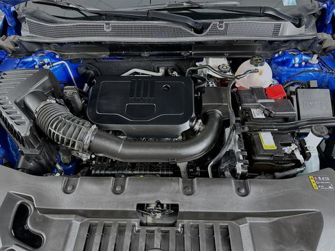 Used 2025 Chevrolet Blazer LT image 30