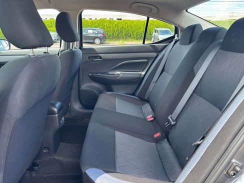 Used 2025 Nissan Versa SV FWD image 23