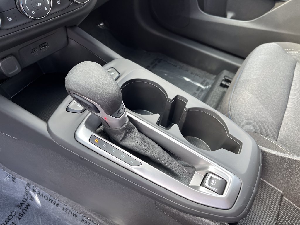 New 2026 Chevrolet Trax LS w/ LS Convenience Package FWD image 23