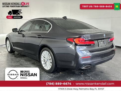 Used 2023 BMW 530i w/ Premium Package image 8